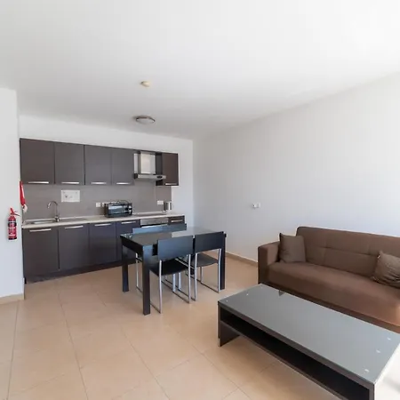 Penthouse With Distanced Seaview *