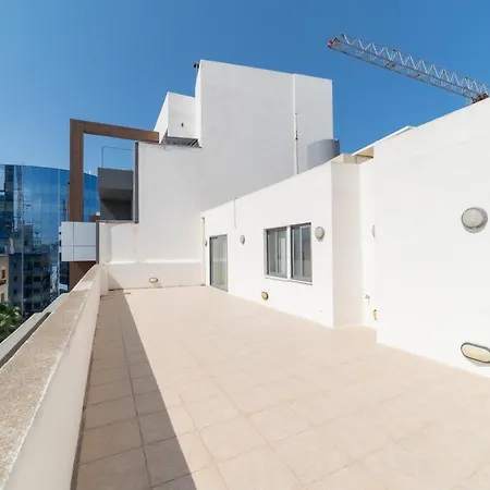 Penthouse With Distanced Seaview Apartment