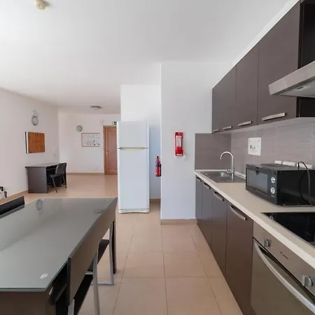 Penthouse With Distanced Seaview Apartman *